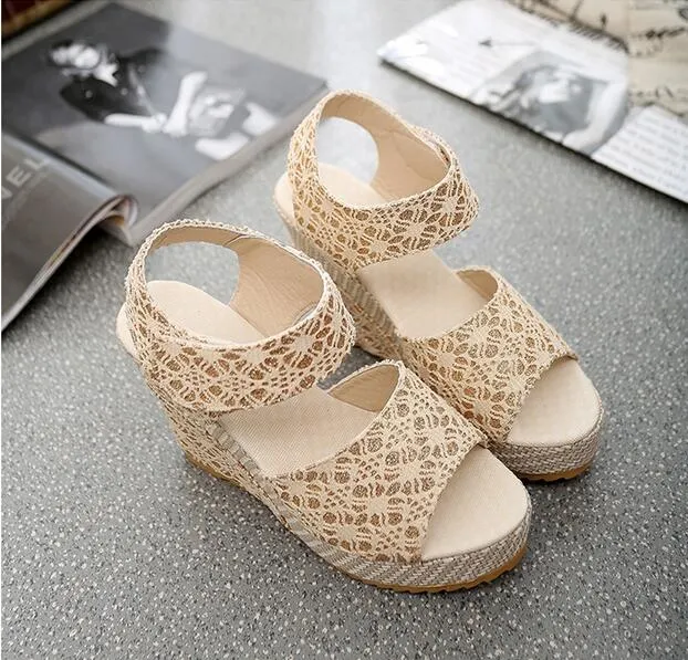 2017 New Women Sweet Buckle Open Toe Wedges Sandals Women's Platform Sandals Fashion Summer Shoes Women Casual Shoes High-heeled