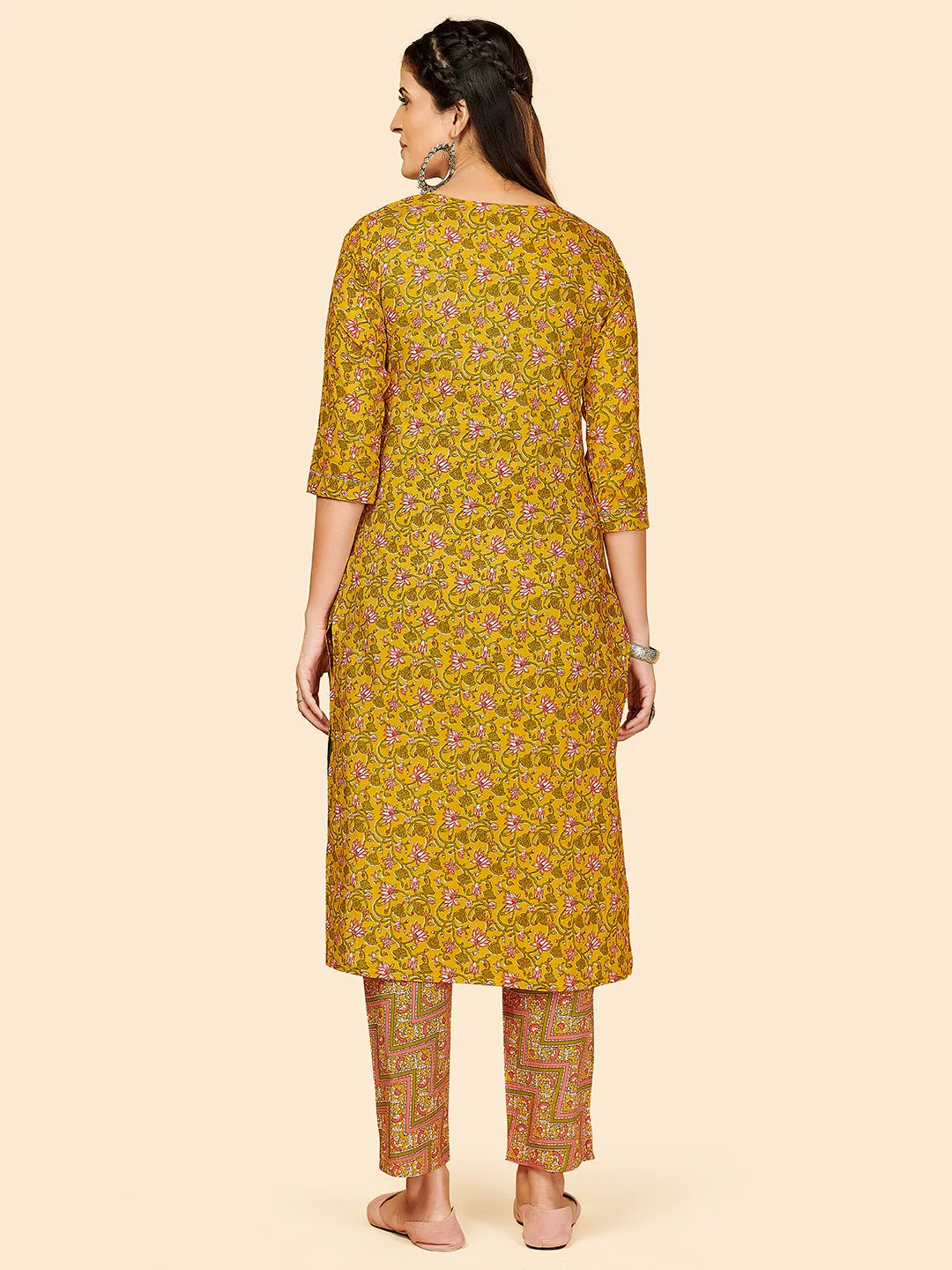 Women'S Floral Print Straight Cotton Yellow Stitched Kurta With Pant