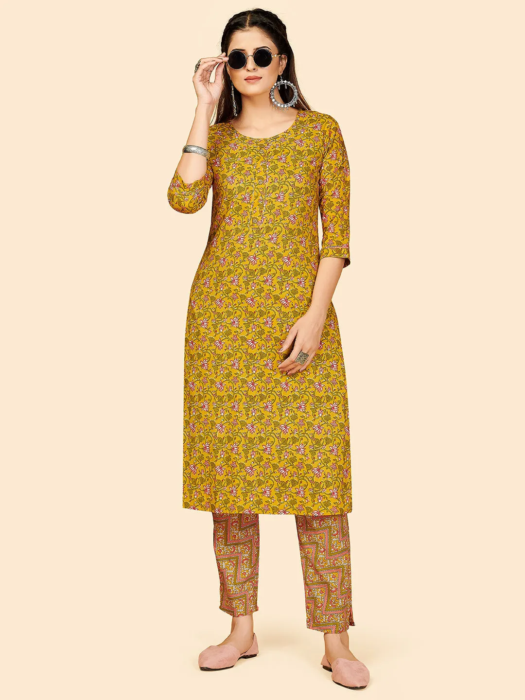 Women'S Floral Print Straight Cotton Yellow Stitched Kurta With Pant