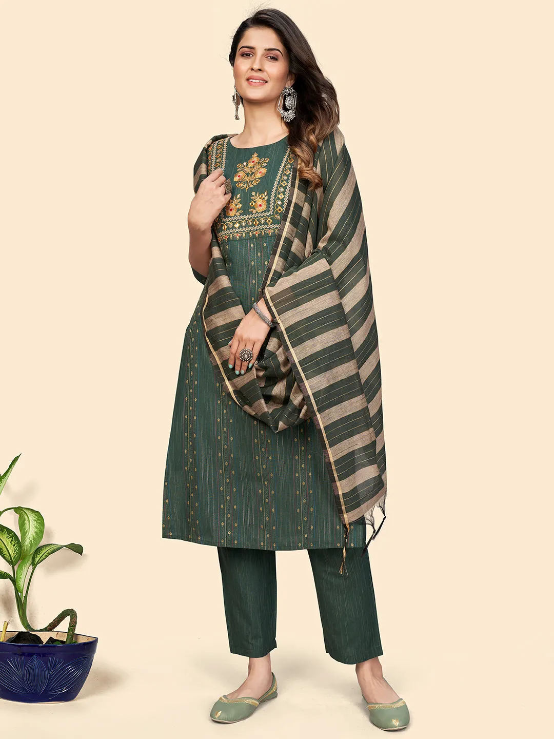 Women'S Print & Embroidered Straight Cotton See Green Stitched Kurta Pant With Dupatta