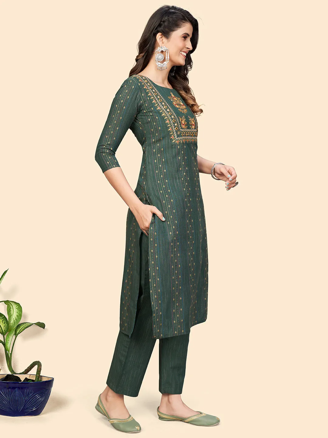 Women'S Print & Embroidered Straight Cotton See Green Stitched Kurta Pant With Dupatta