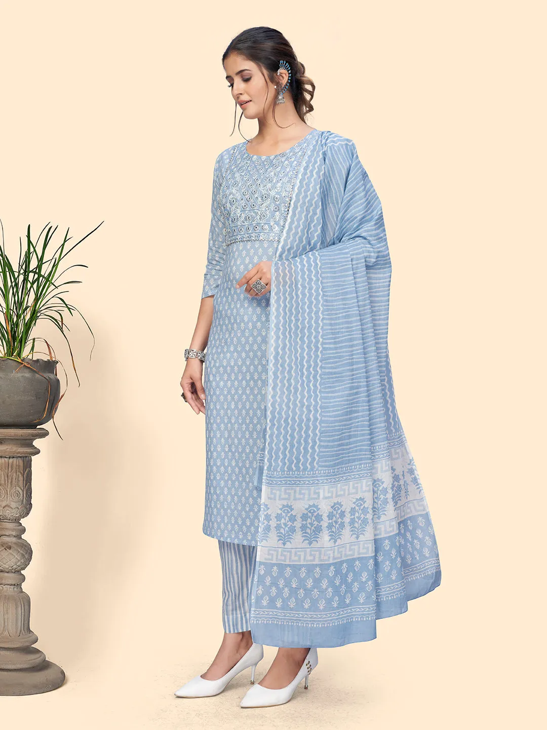 Women'S Print & Embroidered Straight Cotton Sky Blue Stitched Kurta Pant With Dupatta