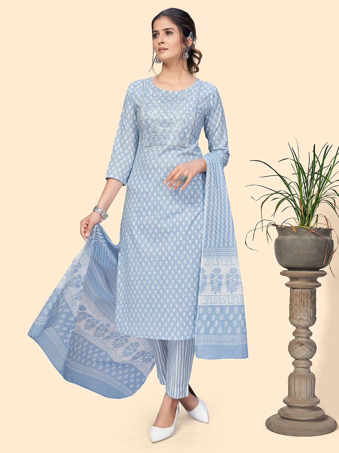 Women'S Print & Embroidered Straight Cotton Sky Blue Stitched Kurta Pant With Dupatta