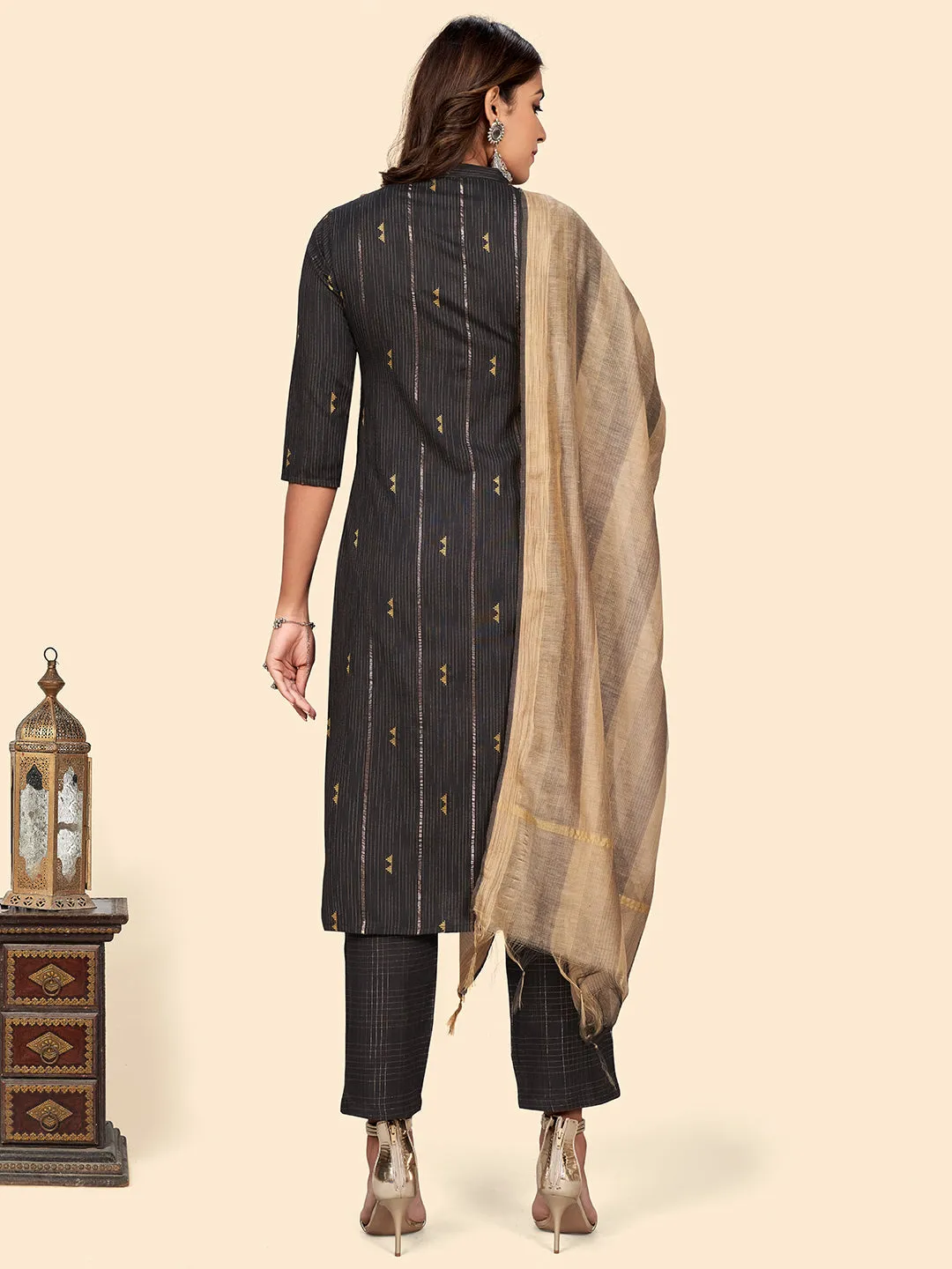 Women'S Print & Striped Straight Cotton Brown Stitched Kurta Pant With Dupatta