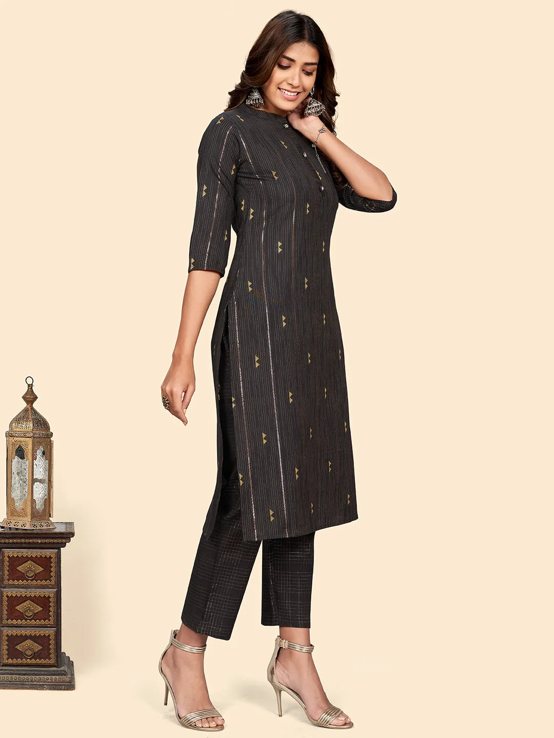 Women'S Print & Striped Straight Cotton Brown Stitched Kurta Pant With Dupatta