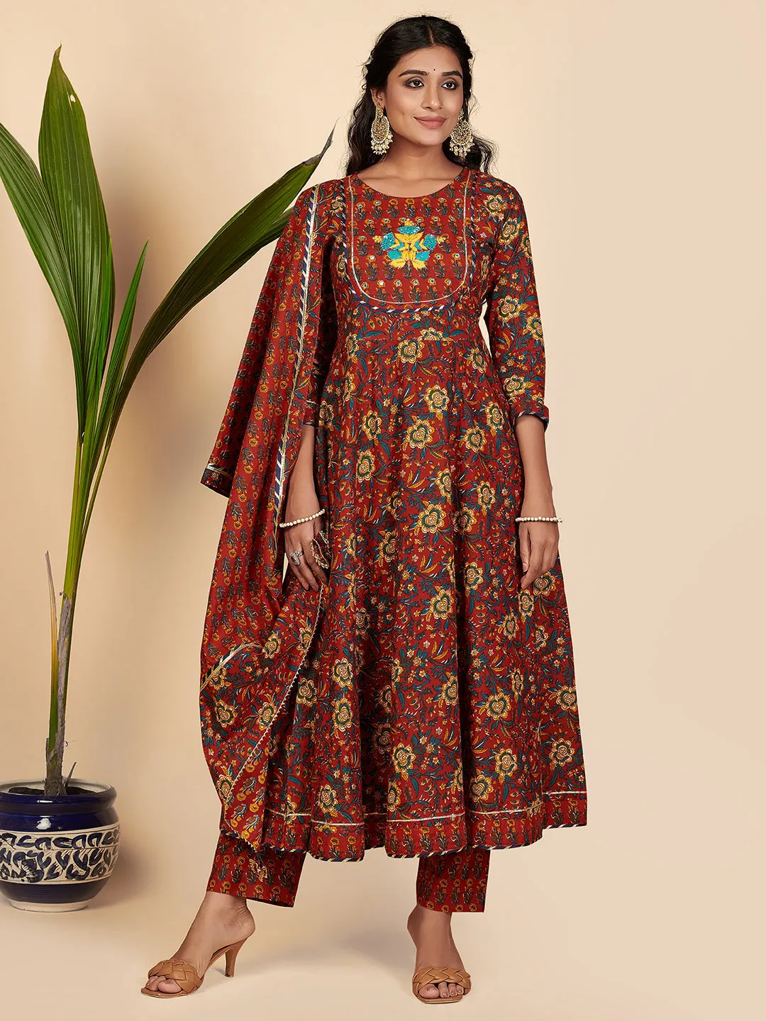 Women'S Printed & Hand Work Anarkali Cotton Maroon Stitched Kurta Pant With Dupatta