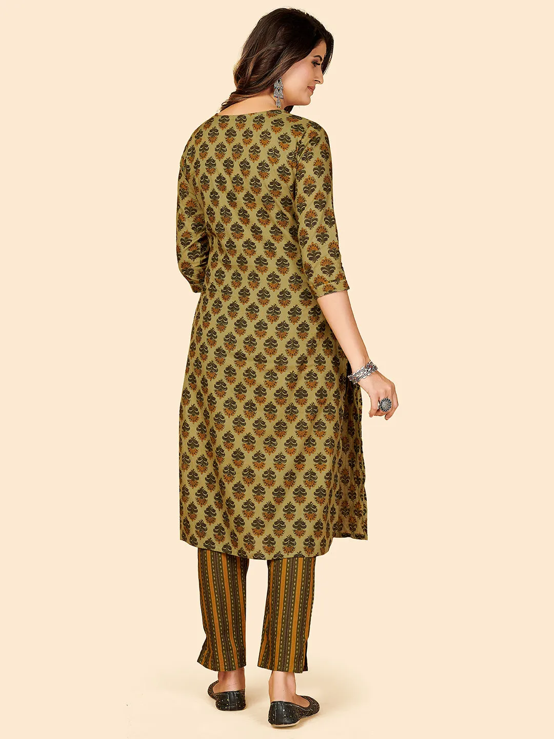 Women'S Printed & Sequience Work Straight Cotton Olive Green Stitched Kurta With Pant