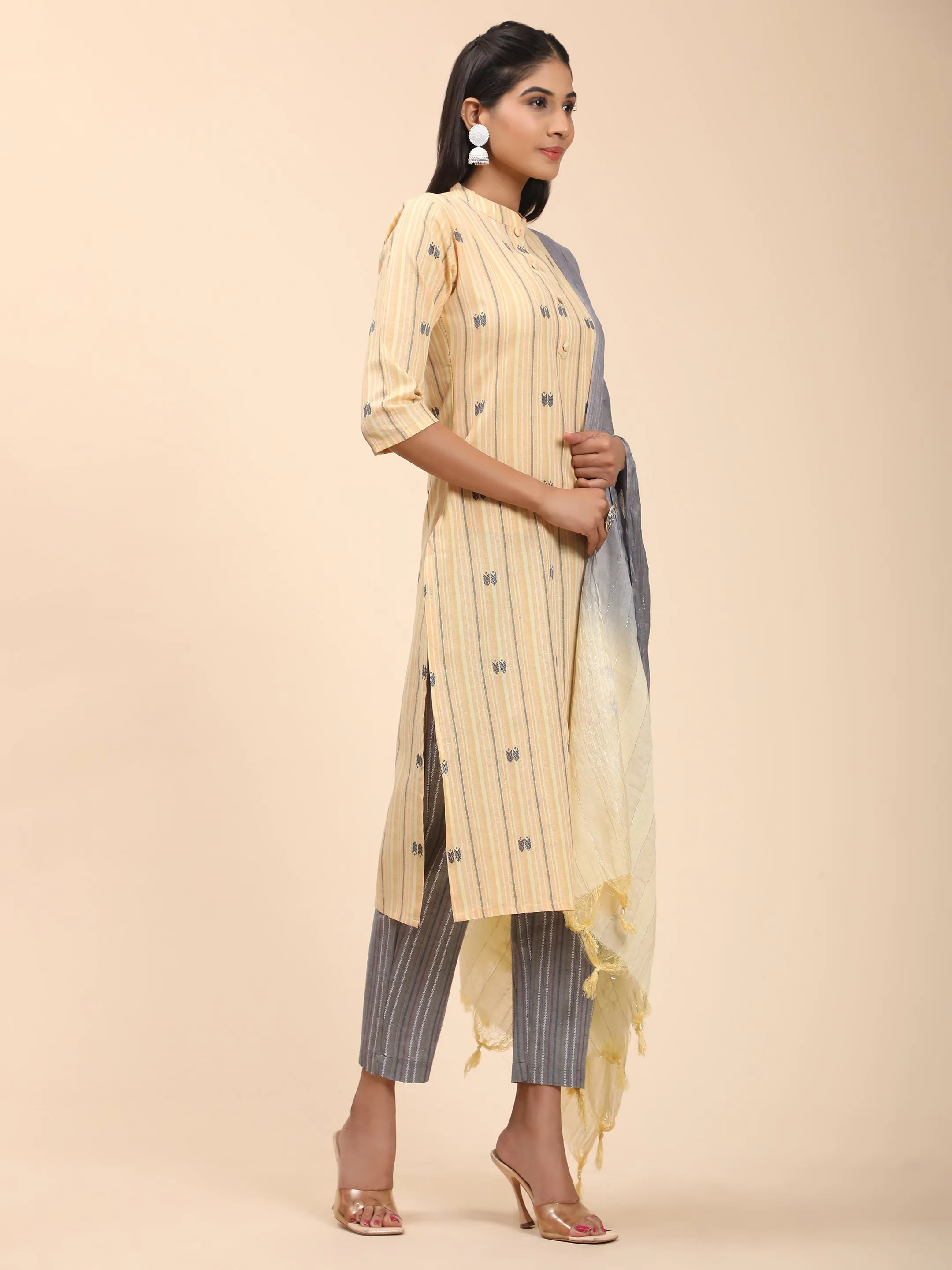 Women'S Printed Straight Cotton Blend Yellow Stitched Kurta Pant With Dupatta