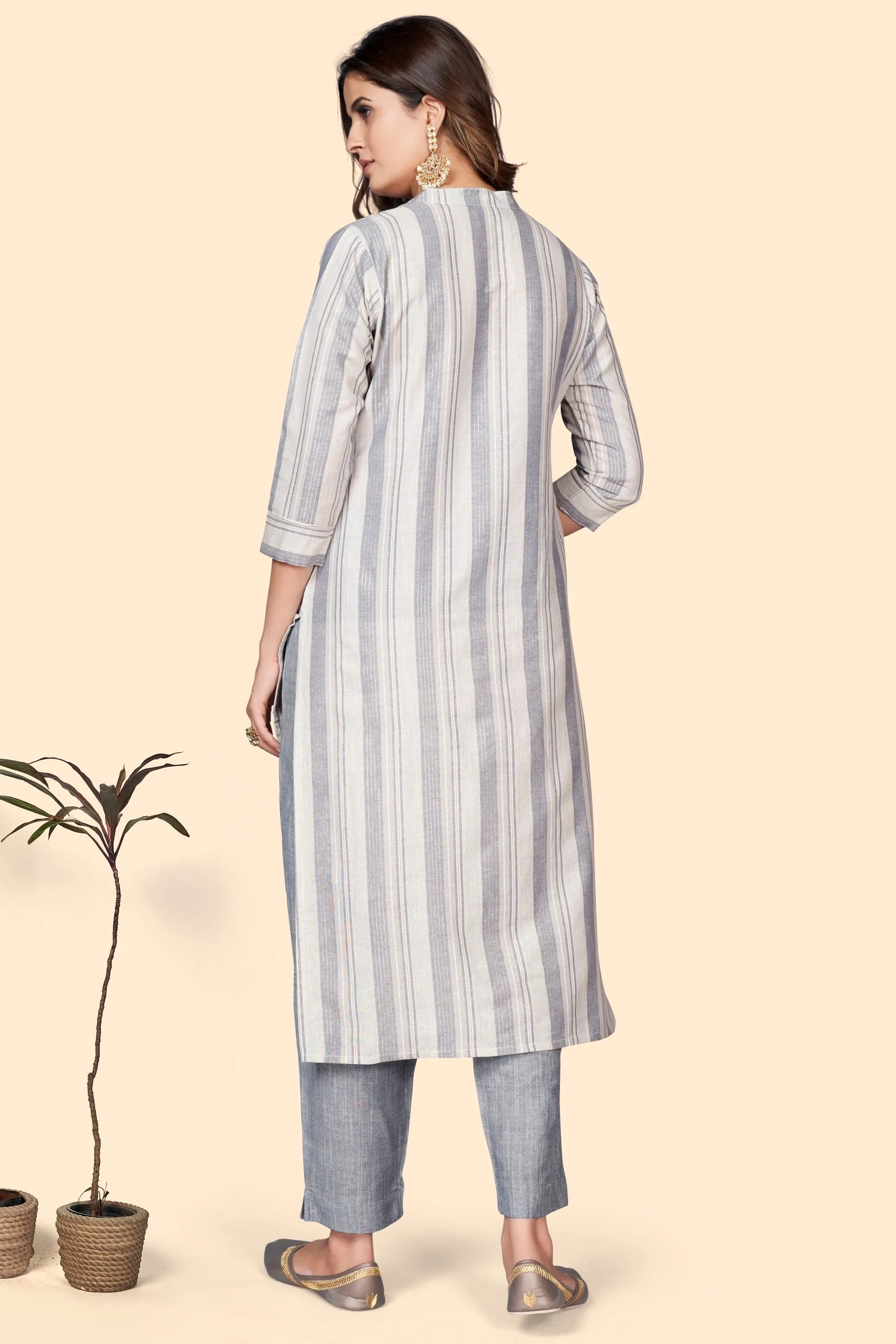 Women'S Striped Print Straight Cotton Blend Grey Stitched Kurta With Pant