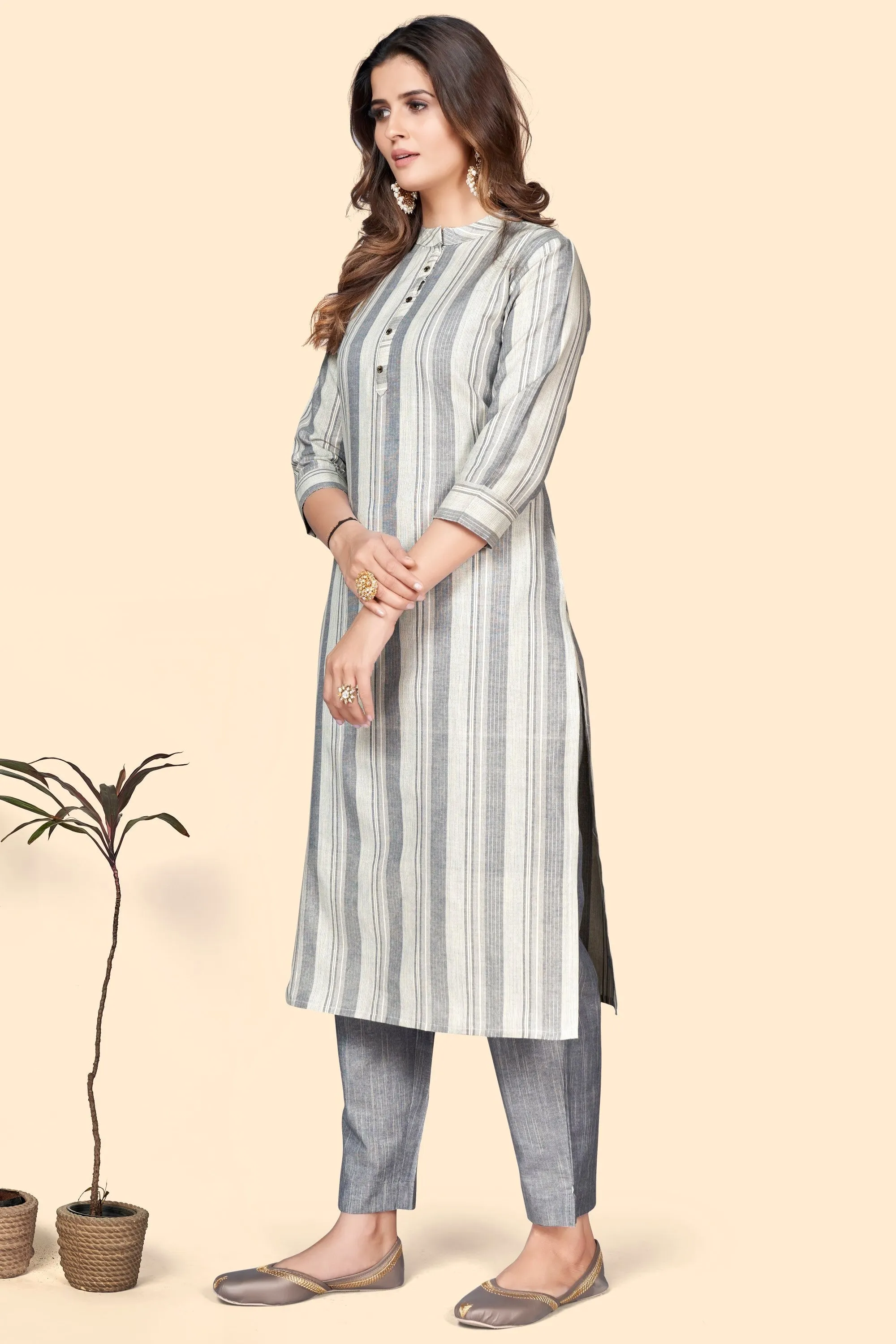 Women'S Striped Print Straight Cotton Blend Grey Stitched Kurta With Pant