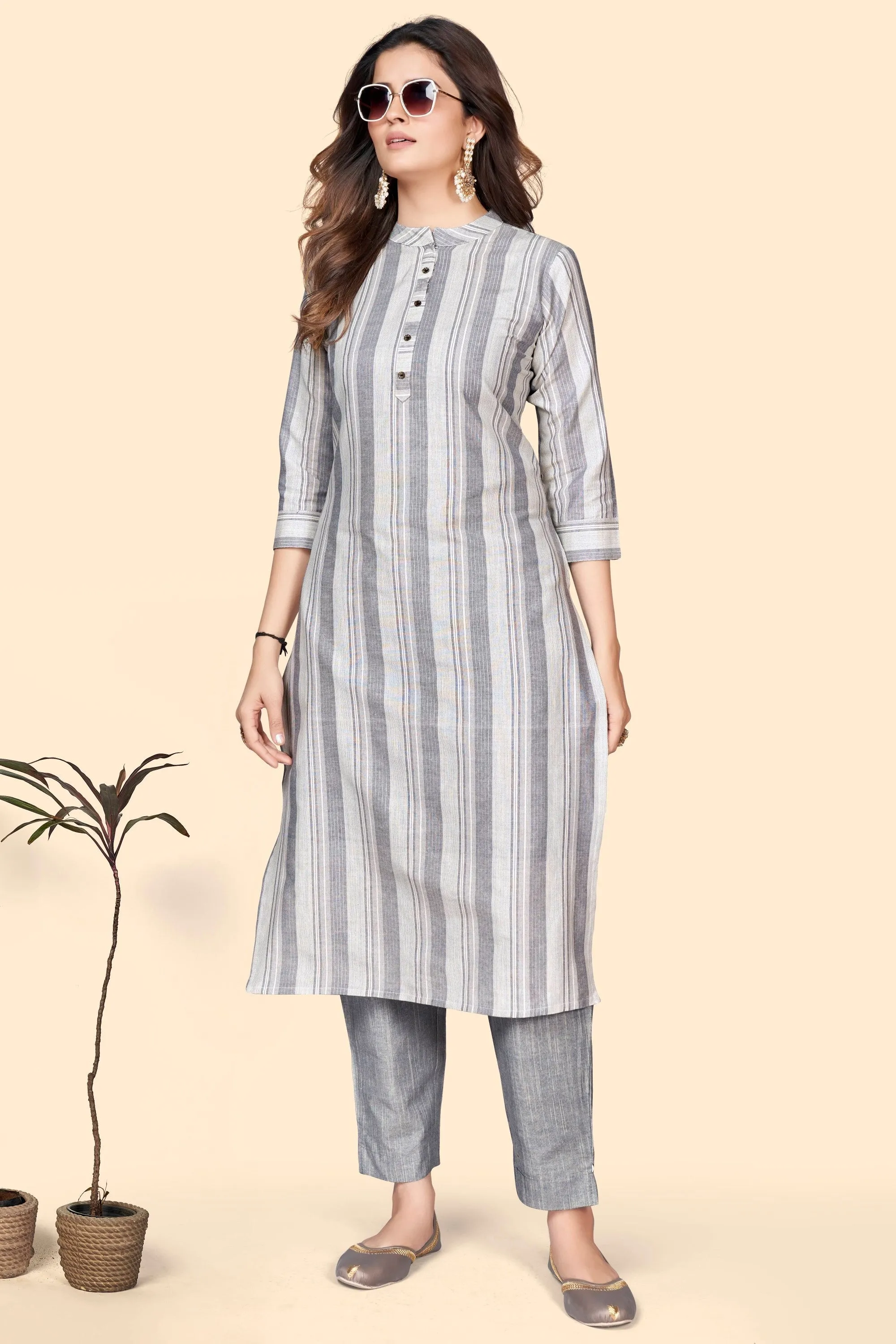 Women'S Striped Print Straight Cotton Blend Grey Stitched Kurta With Pant